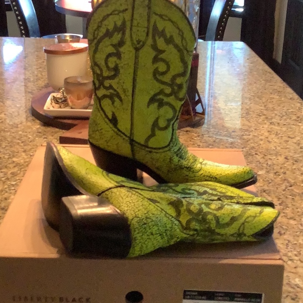 LibertyBlack Loretto Amarillo Neon Boots